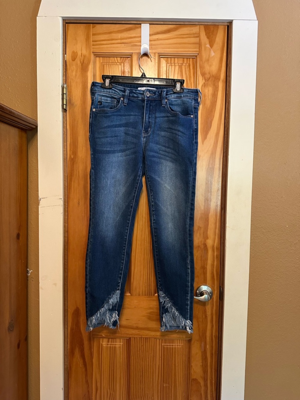 KanCan Dark Blue Distressed Ankle Jeans